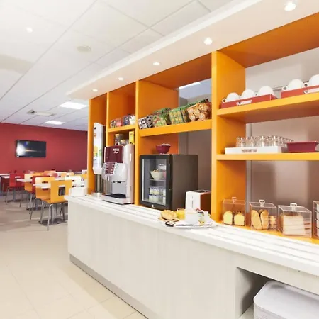 Premiere Classe Nord - Memorial Hotel Caen