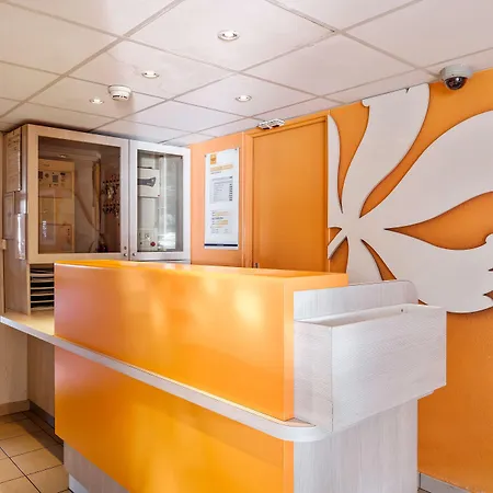 Premiere Classe Nord - Memorial Otel