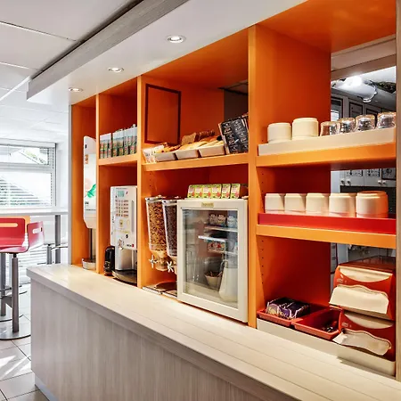 Hotel Premiere Classe Nord - Memorial