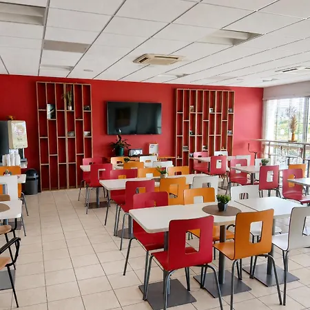 Premiere Classe Nord - Memorial Ξενοδοχείο