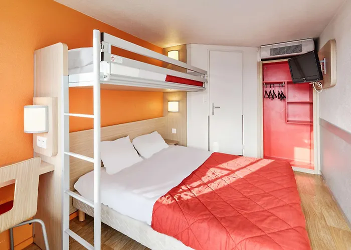 普林米尔克拉希凯恩诺德纪念酒店 2* 凯恩