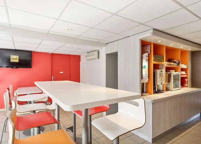 Premiere Classe Nord - Memorial Ξενοδοχείο