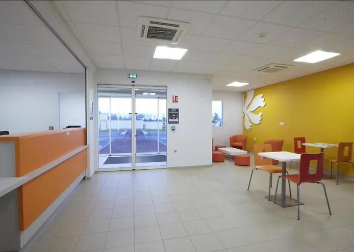 普林米尔克拉希凯恩诺德纪念酒店