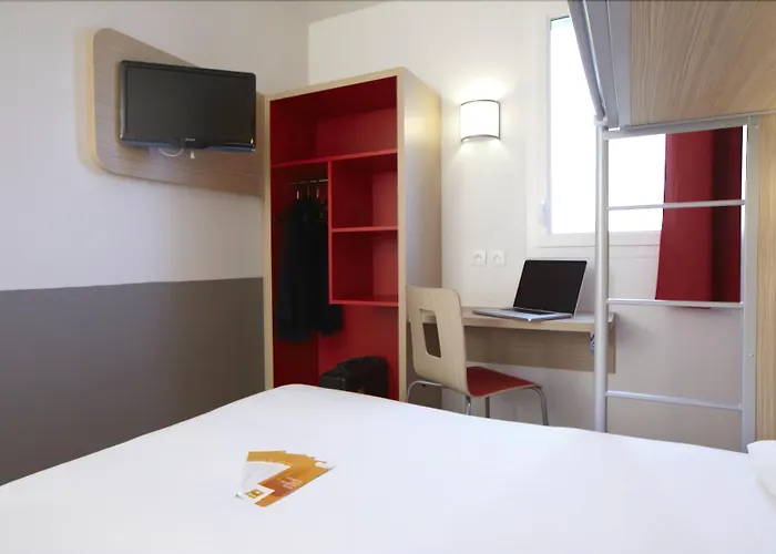 酒店 普林米尔克拉希凯恩诺德纪念酒店 2*