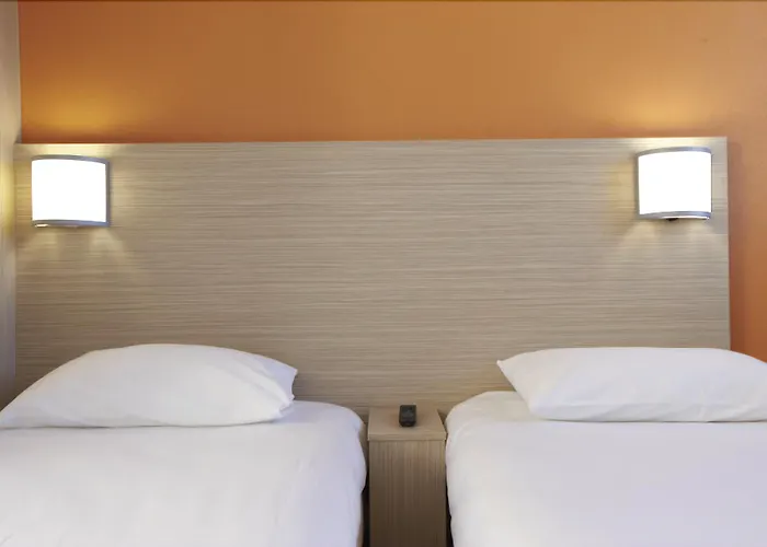 普林米尔克拉希凯恩诺德纪念酒店 2*