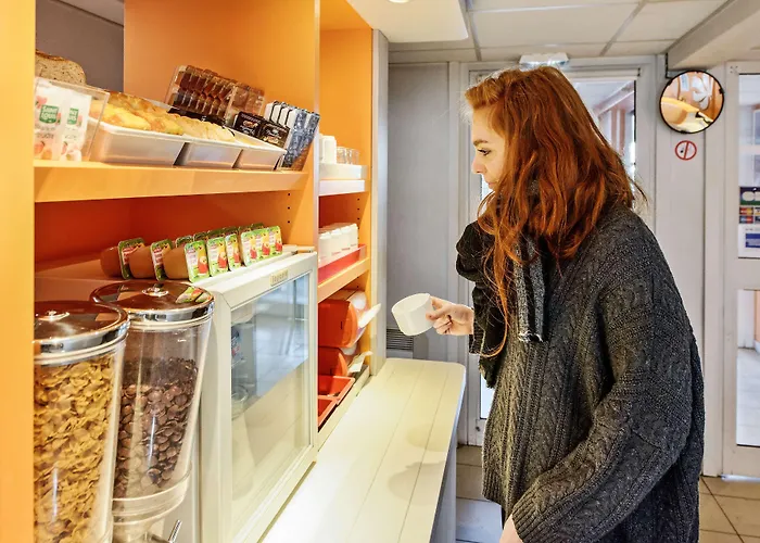 普林米尔克拉希凯恩诺德纪念酒店 2* 凯恩