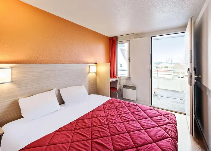 普林米尔克拉希凯恩诺德纪念酒店